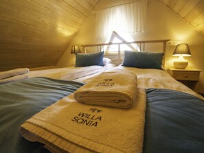 4 chambres, accès à Internet