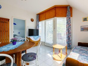 2 bedrooms, Internet