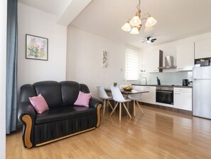 Interior - Apartment Anđa by Interhome (Trogir/Slatine)