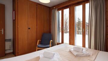 4 Schlafzimmer, Internetzugang