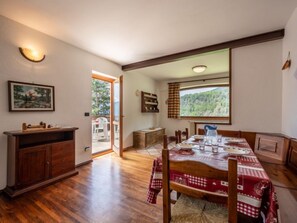 Dining - Apartment Aigle by Interhome (Sarre)