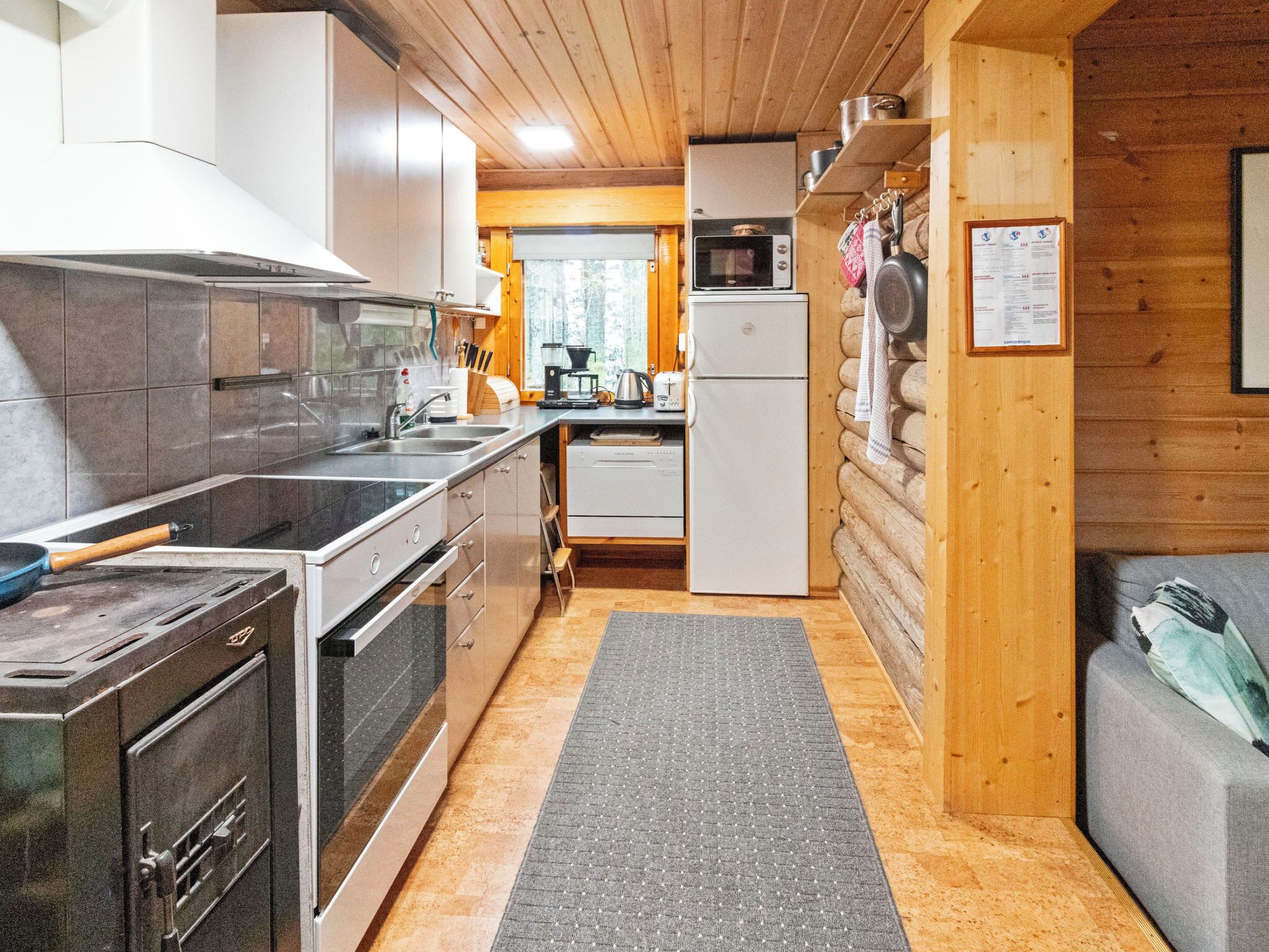 Fridge, microwave, dishwasher, cookware/dishes/utensils