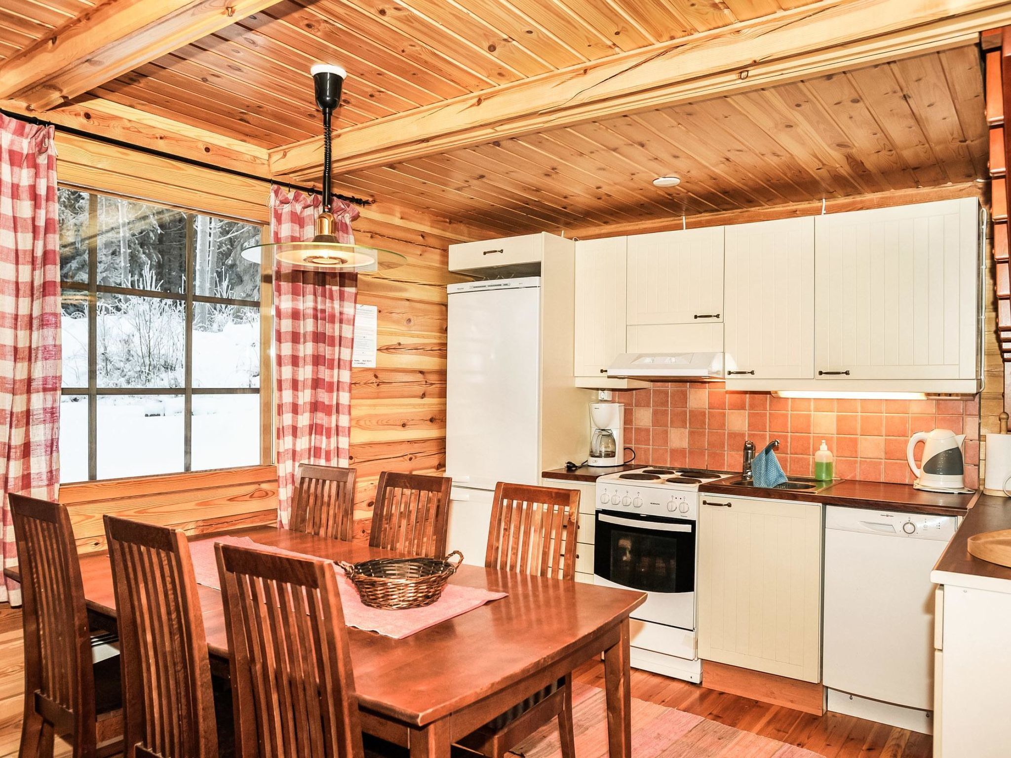 Frigorífic, microones i rentaplats 