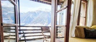 Aragon B48 by Interhome