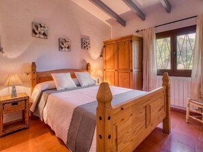 4 bedrooms, free internet - Pomeraj by Interhome (Jávea)