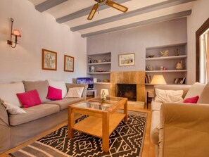 Flachbildfernseher, Kamin