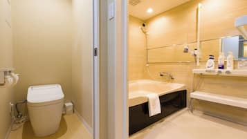 Traditional-Zimmer (Japanese Style, For 8 People) | Badezimmer | Badewanne und Dusche (separat), Komfortbadewanne