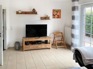 Fernseher, DVD-Player