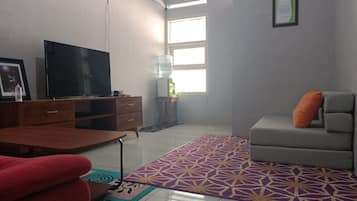 Télévision à écran plat