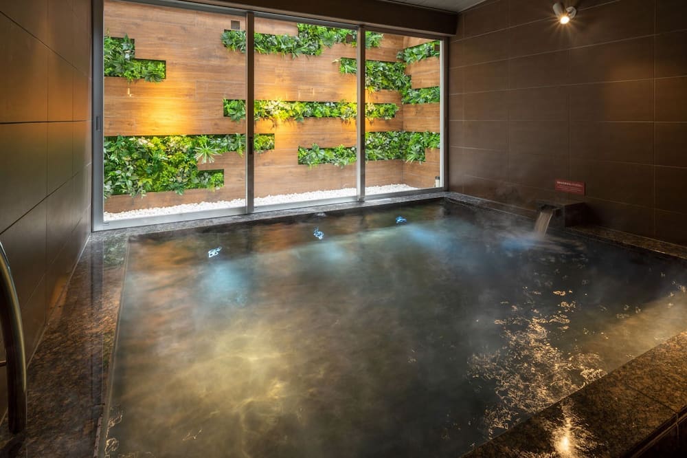 Super Hotel Ehime Ozu Inter