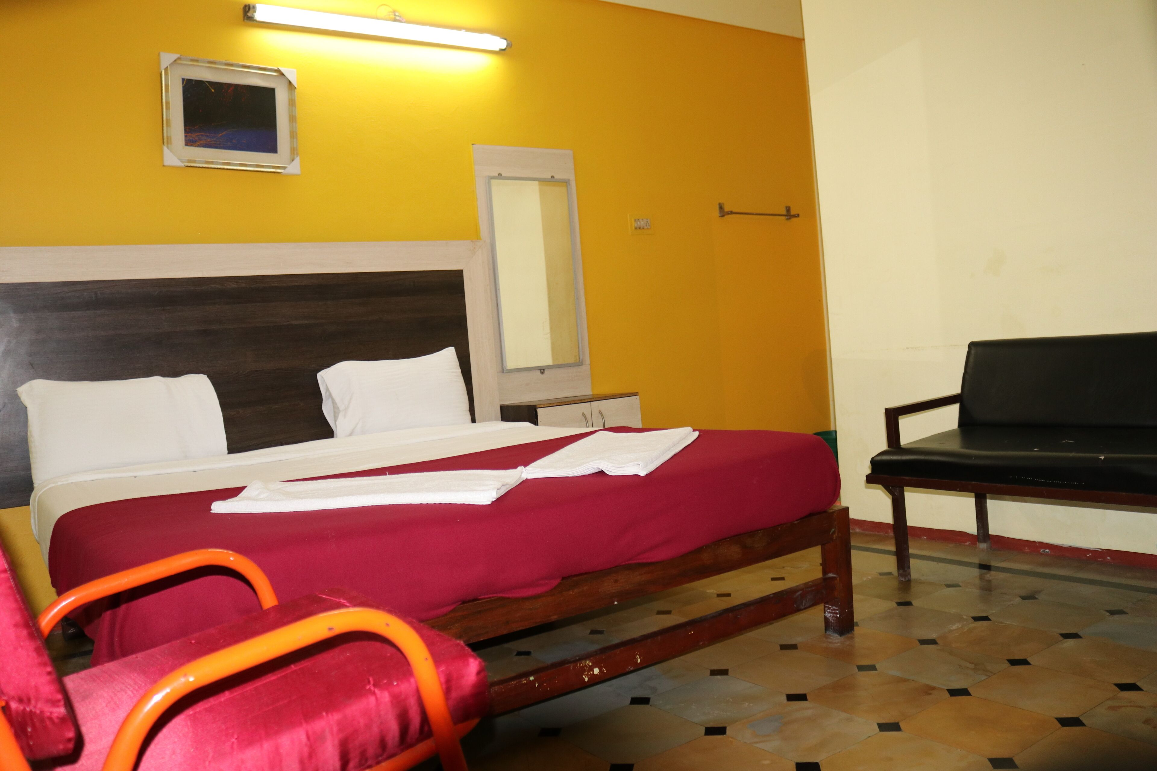 Habitación familiar, vista a la ciudad | Muebles diferentes y wifi gratis 