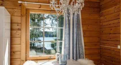Hämeenhelmi by Interhome