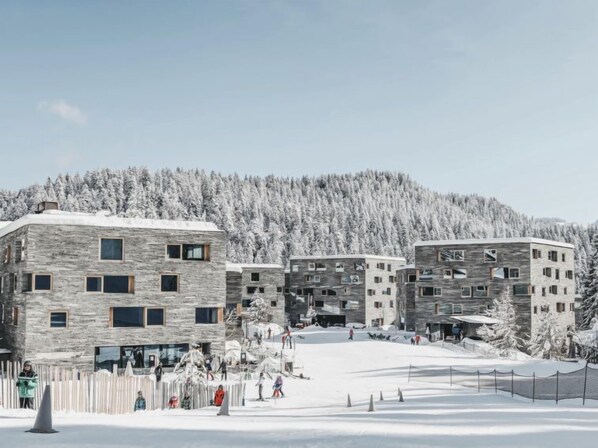 雪地及滑雪運動