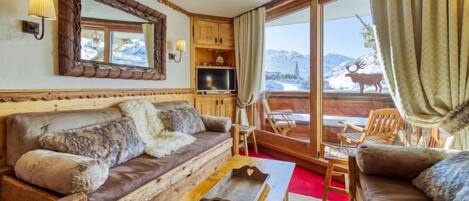 テレビ、DVD プレーヤー