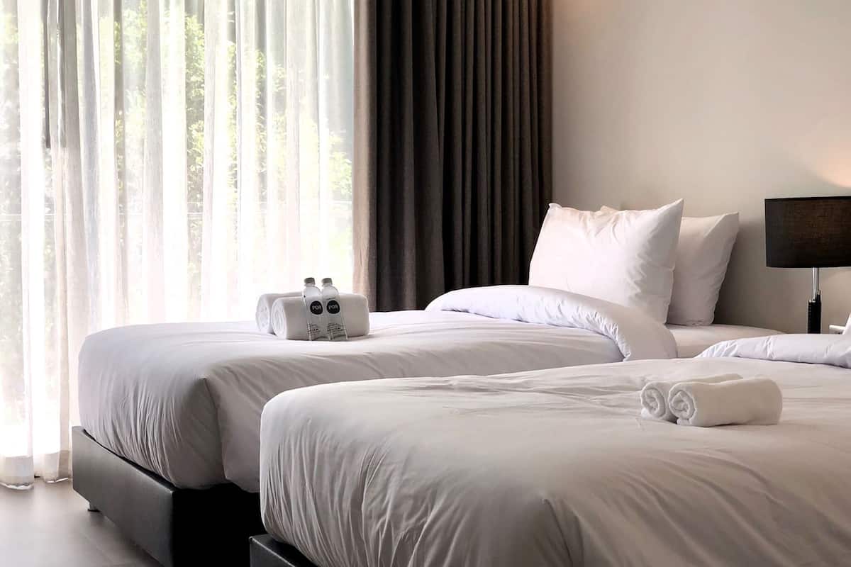 Minibar, blackout drapes, soundproofing, free WiFi