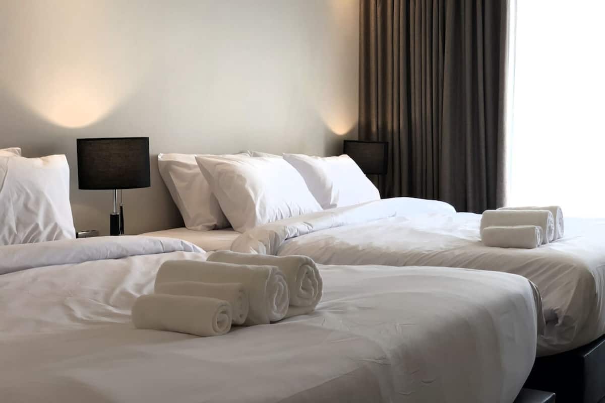 Quadruple Room | Minibar, blackout drapes, soundproofing, free WiFi