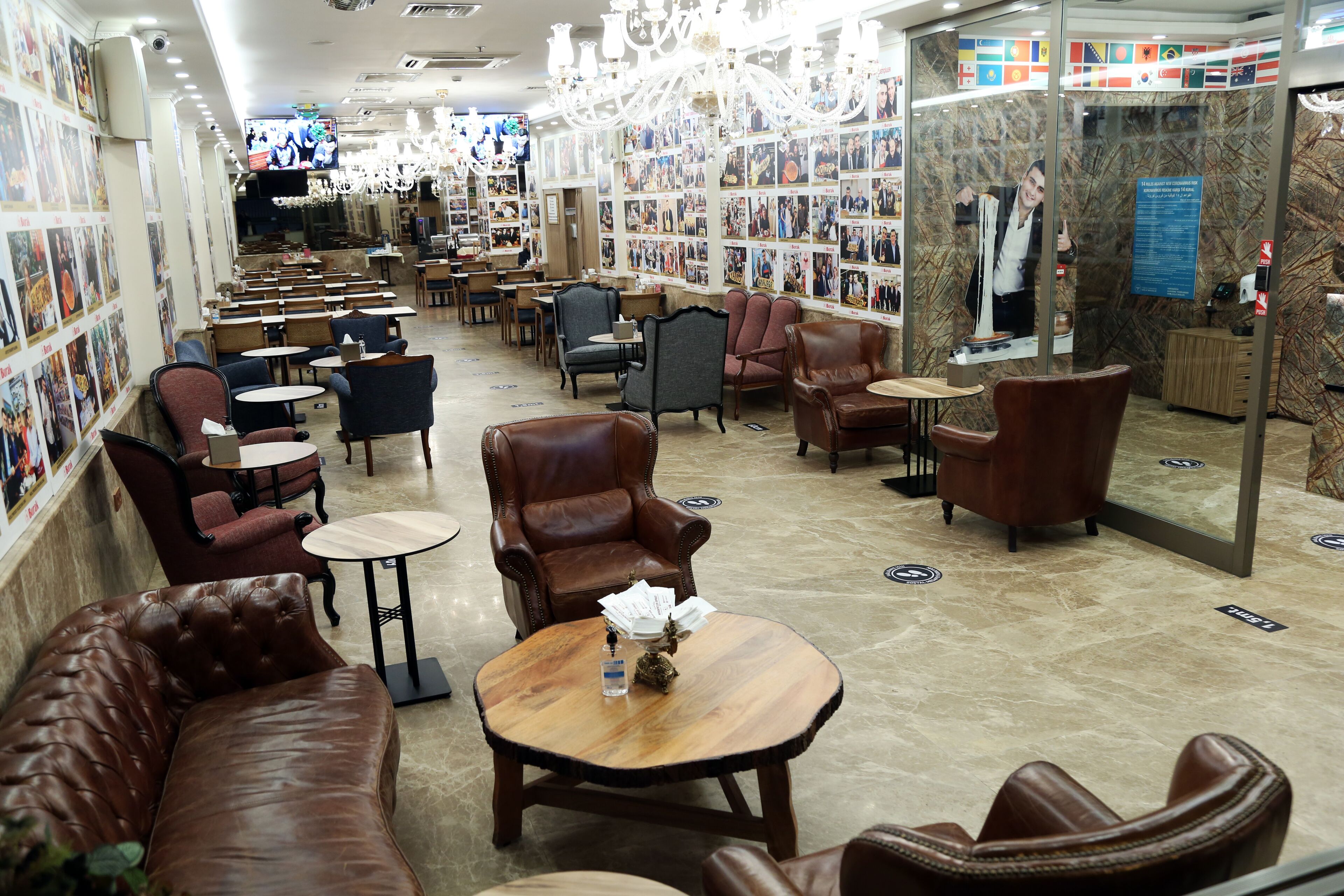 Lobby-Lounge