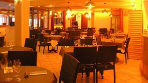 每日供应欧陆式早餐（每人 EUR 7.50）