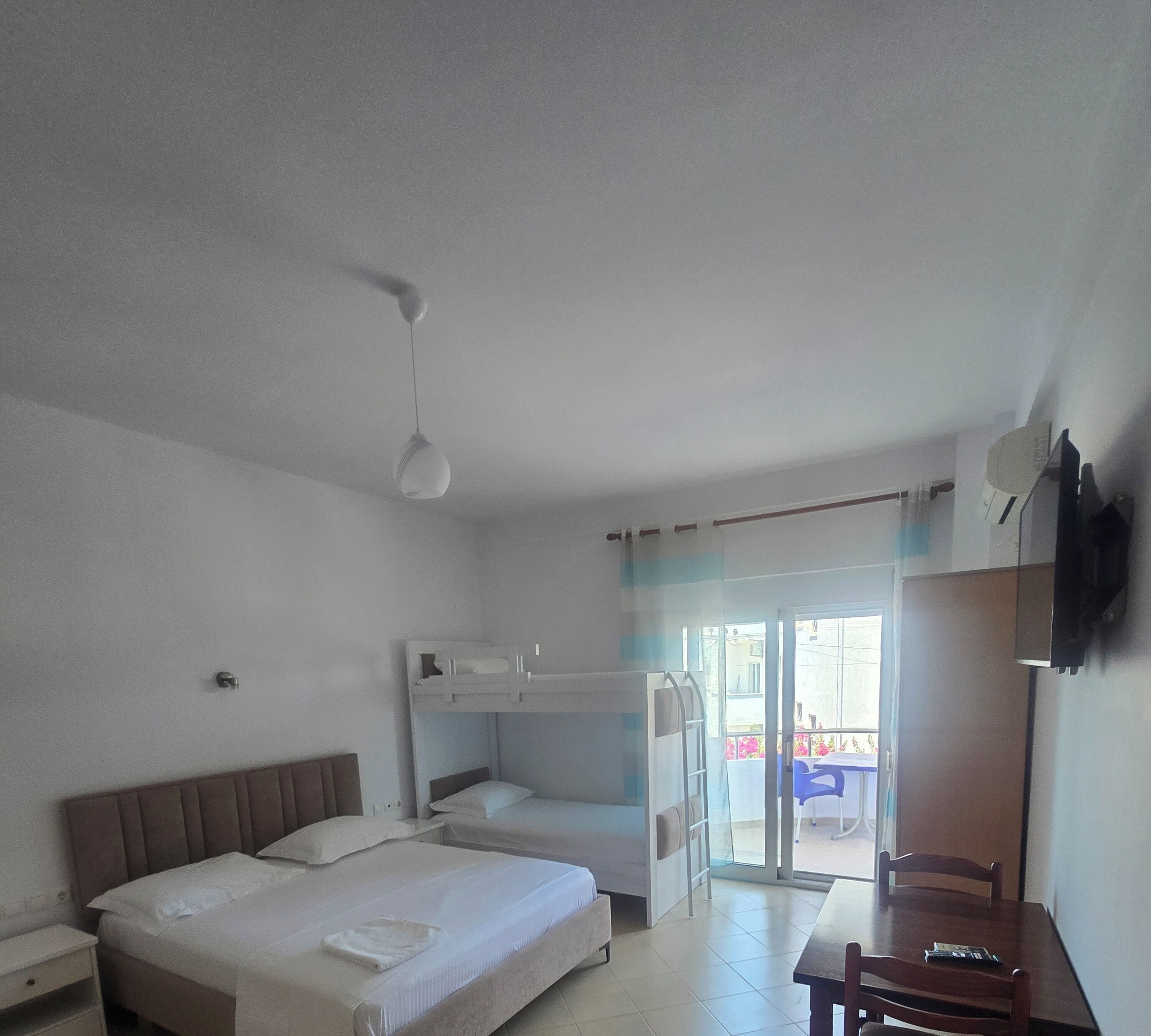 Comfort Quadruple Room
