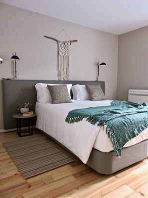 Coffres-forts dans les chambres, rideaux occultants