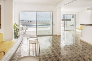Sala de estar en el lobby