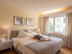 2 Schlafzimmer, Bügeleisen/Bügelbrett, WLAN