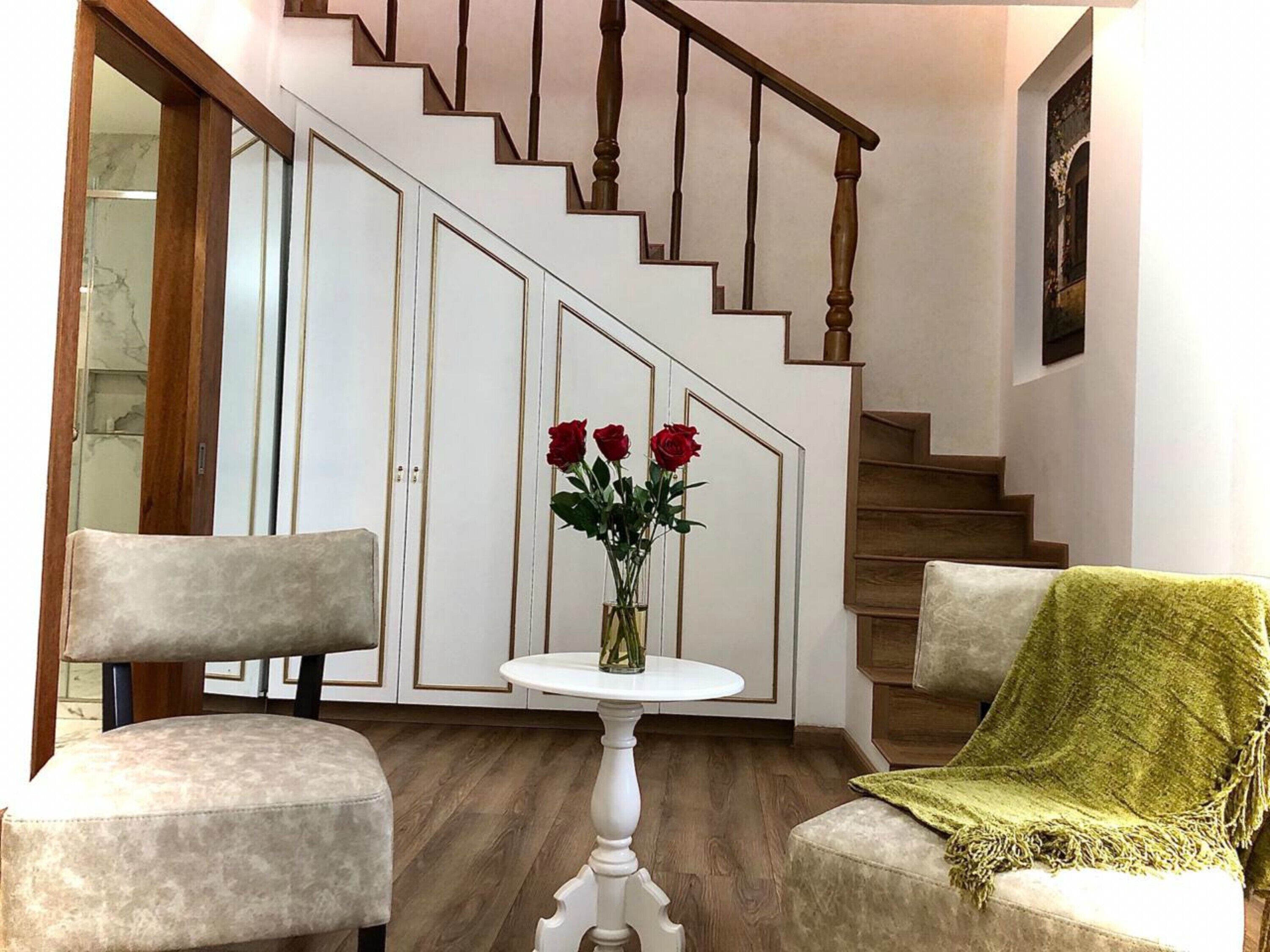 deluxe duplex, 1 king bed, city view | 1 bedroom, egyptian cotton sheets, premium bedding, down duvets