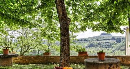 Chiantishire retreat by Interhome