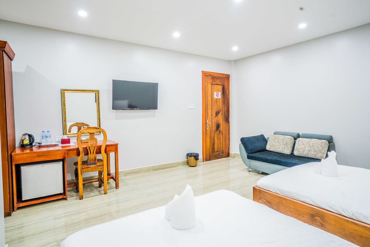 Studio Suite Premium | Meja kerja dan Wi-Fi gratis