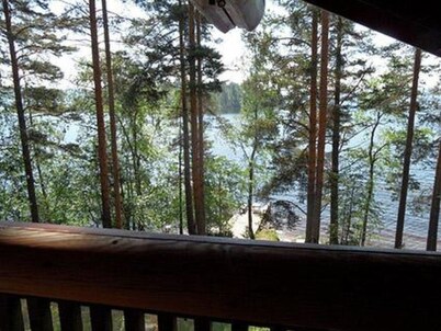Harakanpesä by Interhome