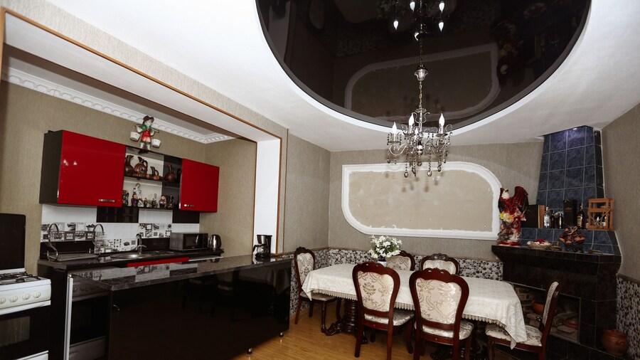 Lela Apartments