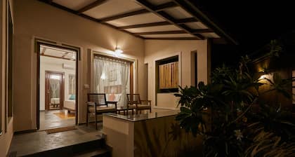 Blackbuck Safari Lodge Velavadar