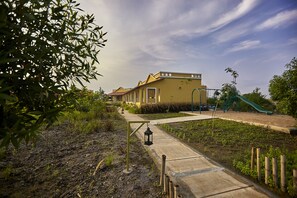 Children’s play area – outdoor - Blackbuck Safari Lodge Velavadar (Bhavnagar)
