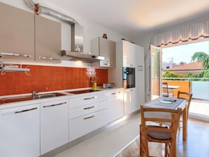 Fridge, microwave, oven, dishwasher