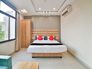 Premium bedding, memory foam beds, minibar, individually decorated - Ardency Inn by Park Tree Udaipur (Udaipur)