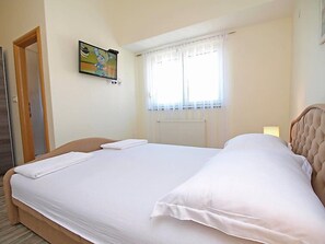 2 bedrooms, WiFi