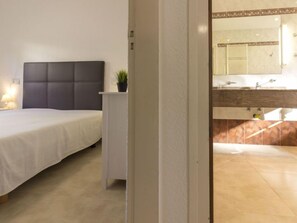 3 chambres, accès Internet