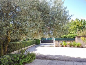 Property grounds - de la Roque by Interhome (Carpentras)