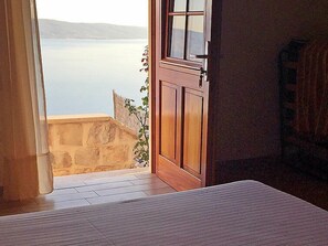 2 bedrooms, internet