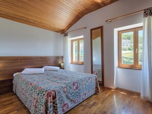 10 Schlafzimmer, WLAN