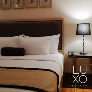 Egyptian cotton sheets, premium bedding, memory foam beds, in-room safe