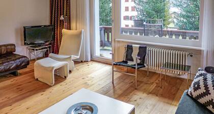 Chesa Vuorcha by Interhome