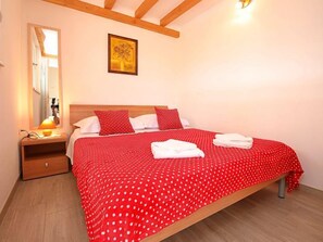 1 bedroom, Internet