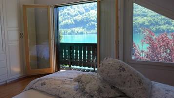 4 chambres, bureau, accès Internet