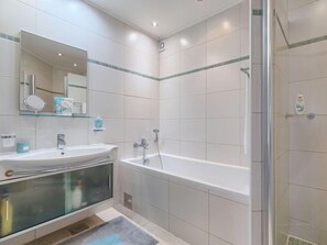 Towels - Vacation home Nini by Interhome (Buje)