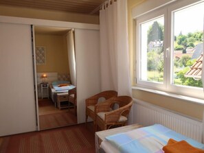 2 bedrooms, internet