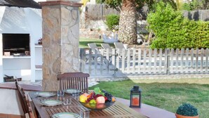 Outdoor dining - Mas Companys by Interhome (Calonge)