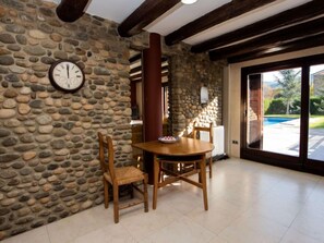 تناول الطعام