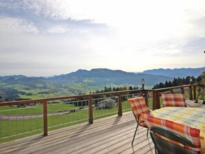 Outdoor dining - The Schatzie by Interhome (Egg)