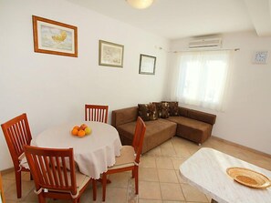 Dining - Parunov by Interhome (Šolta/Rogac)